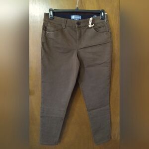Democracy Ankle Jean Brown Size 10 NWT